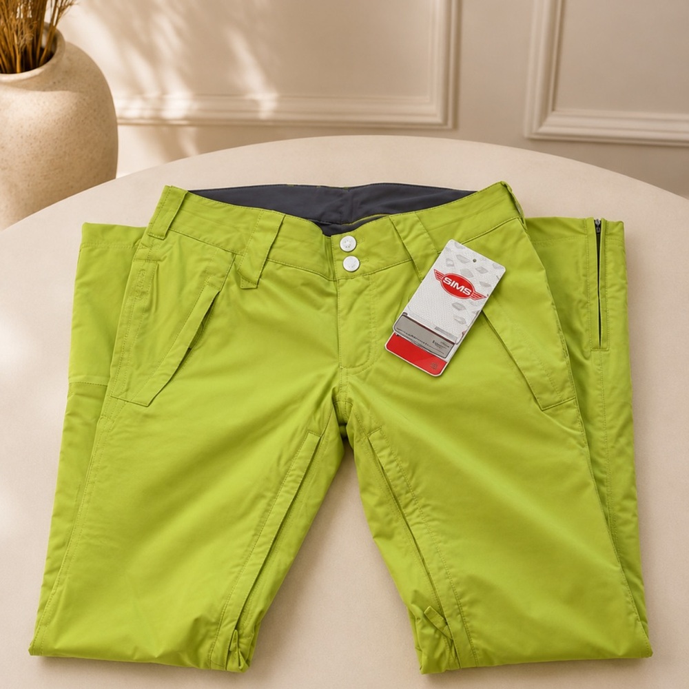 NWT SIMS Lime Green Ski/Snow Pants Women’s Slim Fit Zip Leg Performance Pants